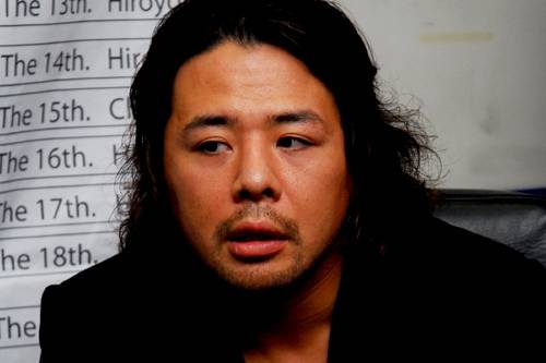 Iwgpへの 階段 として使わせてもらう 中邑真輔 囲み会見でクールに勝利宣言 新日本プロレスリング