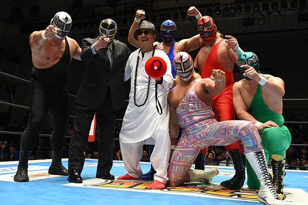 Ky若松も登場 マシン軍団がl I Jを撃破 引退セレモニーでスーパー ストロング マシンが感謝のマイク 6 19後楽園結果 新日本プロレスリング