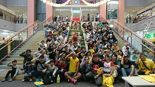 10月28日 日 郡山大会pr 本間朋晃選手のトークショーは大盛況のなか終了 さらにテレビ ラジオ出演情報も イベント報告 新日本プロレスリング 10月28日 日 郡山大会pr 本間朋晃選手のトークショーは大盛況のなか終了 さらにテレビ ラジオ出演情報も イベント報告 新日本プロレスリング