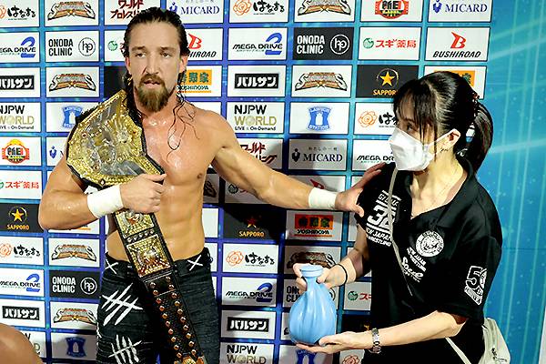 新日本プロレス ジェイホワイト バレットクラブ スタジャン M-