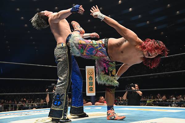 新日本プロレス トレーディングアクリルネックレス ウィル・オスプレイ