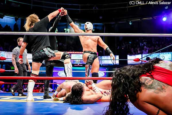 ティタン（CMLL）試合用マスク 新日本プロレス ロスインゴベルナブレス